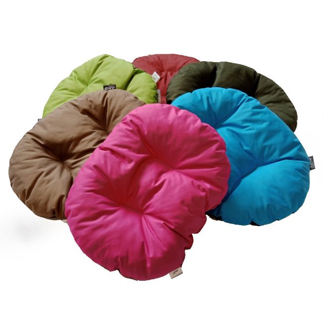 Pohodlný, prošívaný polštář s bavlněným potahem. Oválný tvar s bohatou výplní pro pohodlné lenošení a spánek. Různé barvy, 110 x 75 x 10 cm