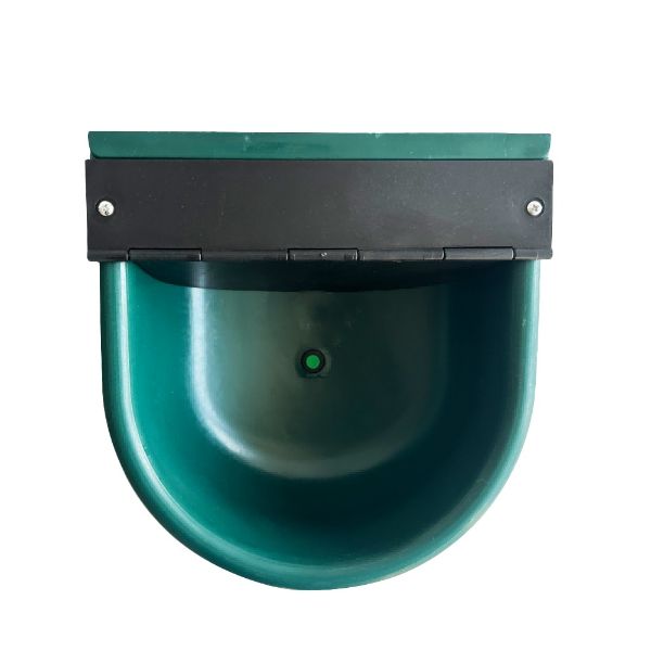 Automatická plastová napáječka pro dobytek